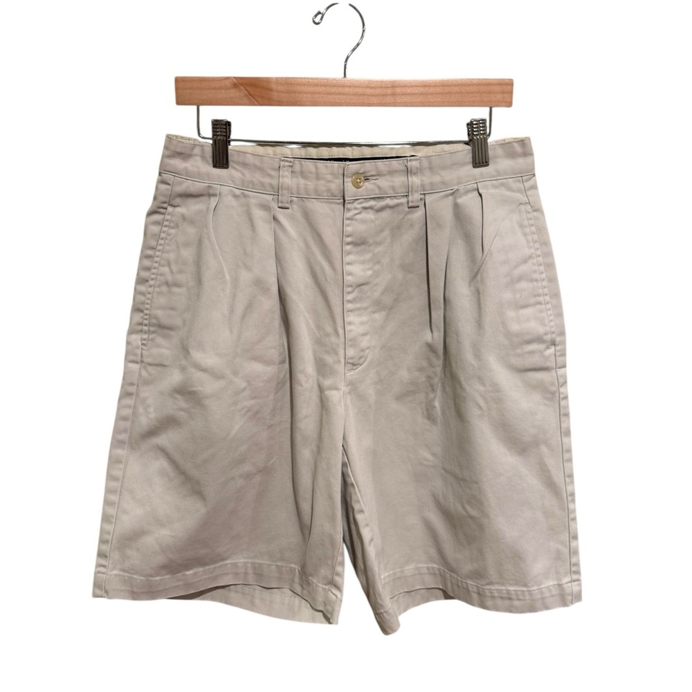 Classic Ralph Lauren Men's Khaki 100% Cotton Shorts - Size 32 Hello Spring!